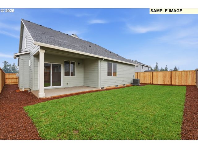 589 E Cleveland St, Carlton, OR 97111