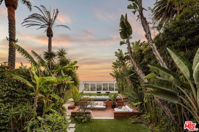 966 Palisades Beach Road, Santa Monica, CA 90403