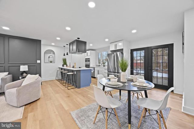 708 W JASPER CT, Sterling, VA 20164