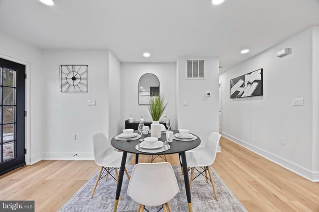 708 W JASPER CT, Sterling, VA 20164