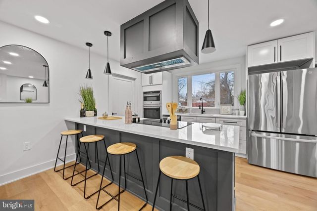 708 W JASPER CT, Sterling, VA 20164