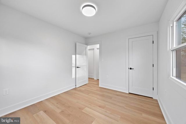 708 W JASPER CT, Sterling, VA 20164