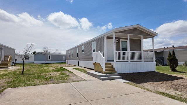 18336 St Joseph Ave 222, Big Rapids, MI 49307