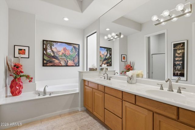 16540 E EL LAGO Boulevard 11, Fountain Hills, AZ 85268