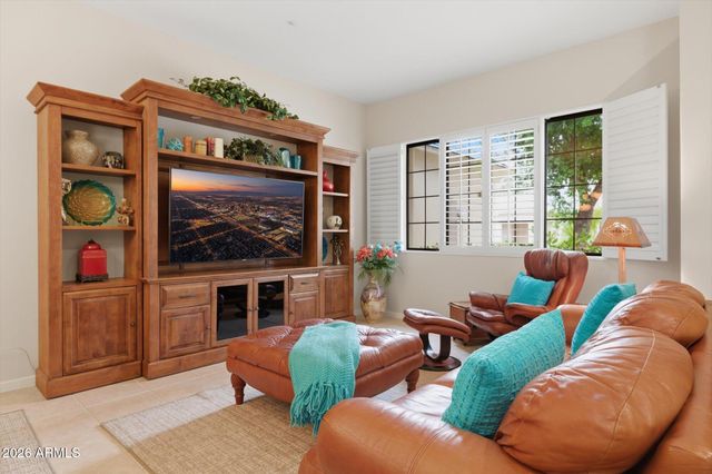 16540 E EL LAGO Boulevard 11, Fountain Hills, AZ 85268
