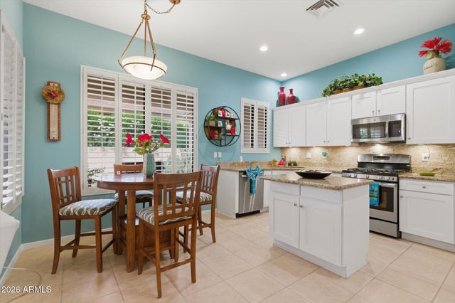 16540 E EL LAGO Boulevard 11, Fountain Hills, AZ 85268