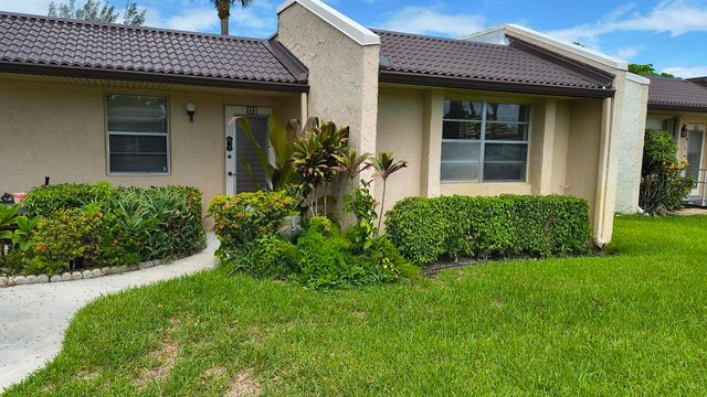 173 Lake Meryl Drive, West Palm Beach, FL 33411