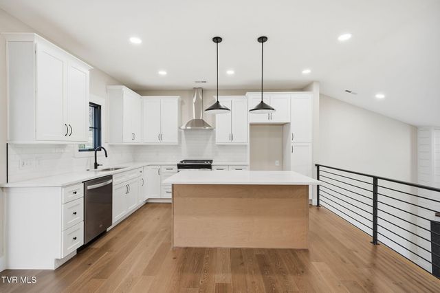 287 Winston Place, Johnson City, TN 37615