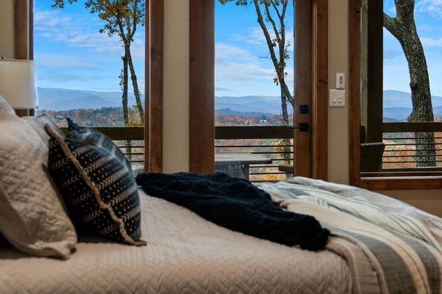 225 Grand Vista, Blue Ridge, GA 30513