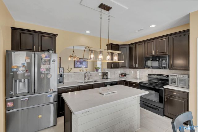 15651 Coach House Court NW, Harvest, AL 35749