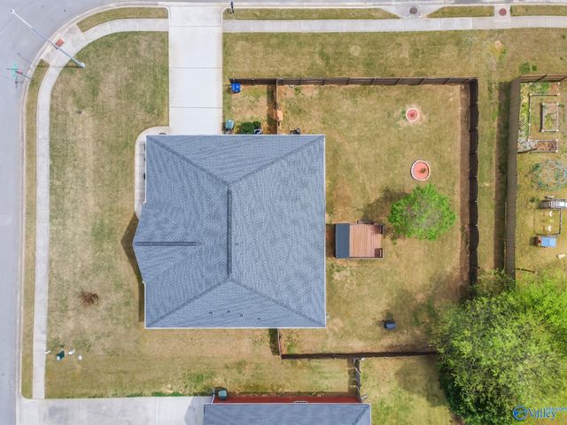 15651 Coach House Court NW, Harvest, AL 35749