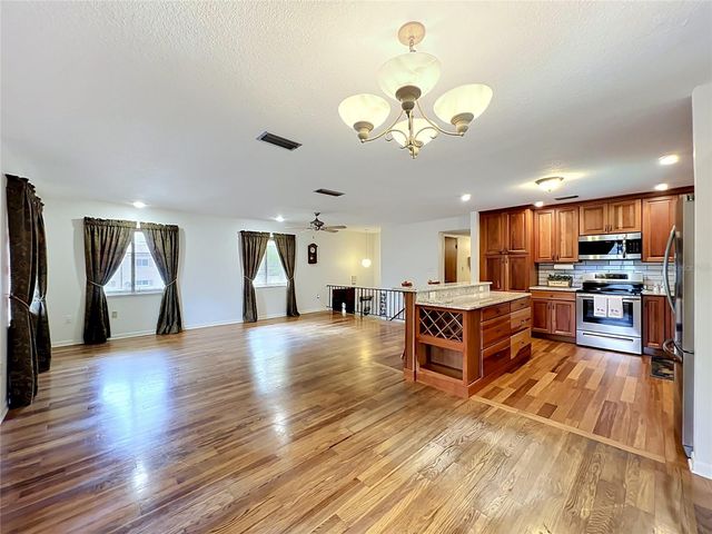 1511 GLASTONBERRY ROAD, Maitland, FL 32751