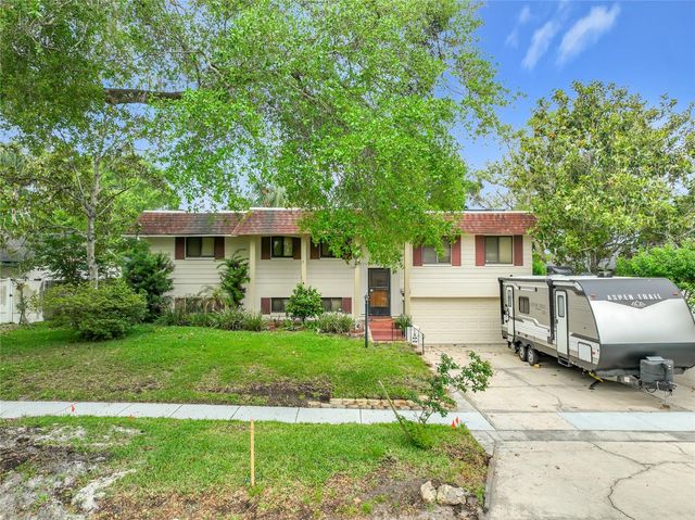 1511 GLASTONBERRY ROAD, Maitland, FL 32751