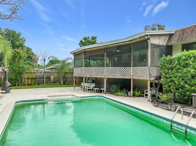 1511 GLASTONBERRY ROAD, Maitland, FL 32751