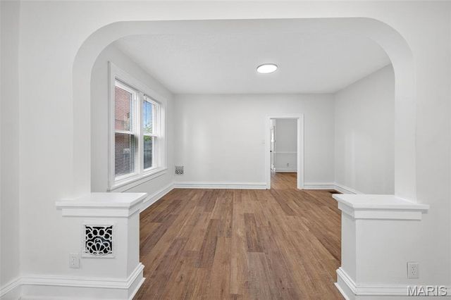 5803 S Kingshighway Boulevard 1S, St Louis, MO 63109