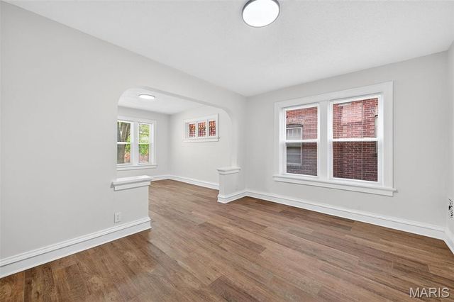 5803 S Kingshighway Boulevard 1S, St Louis, MO 63109