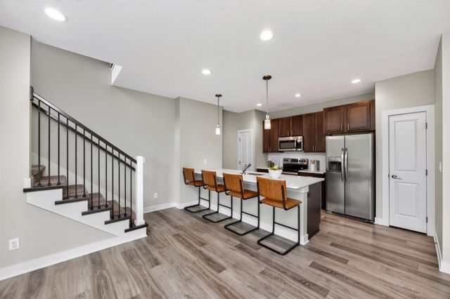 5430 154th Court, Urbandale, IA 50323