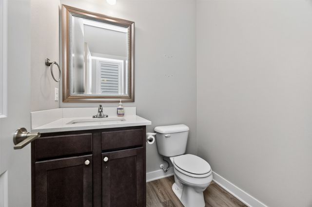 5430 154th Court, Urbandale, IA 50323