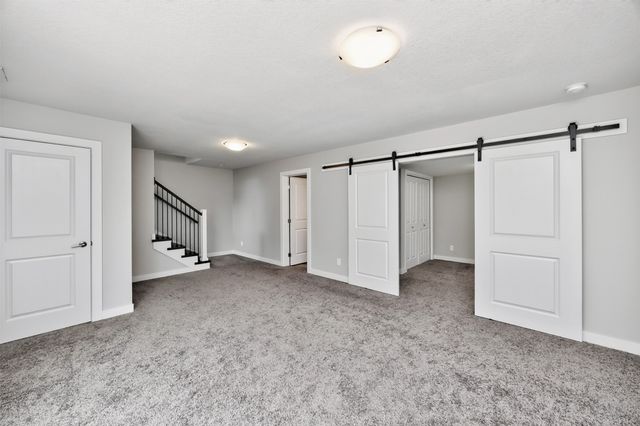 5430 154th Court, Urbandale, IA 50323