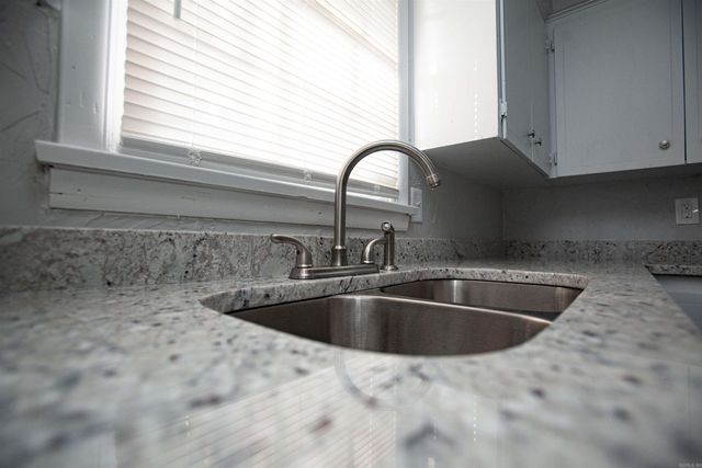 25 Allyson Circle, Little Rock, AR 72209