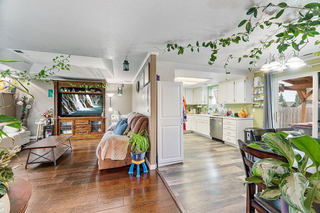 7961 Isabella Way, White City, OR 97503