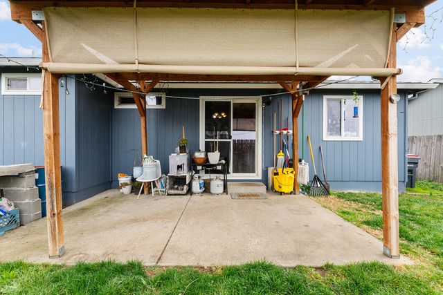 7961 Isabella Way, White City, OR 97503