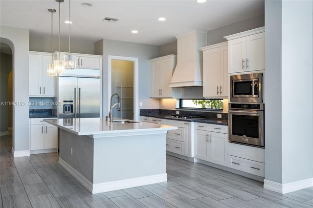 11475 Watercrest Circle E, Parkland, FL 33076