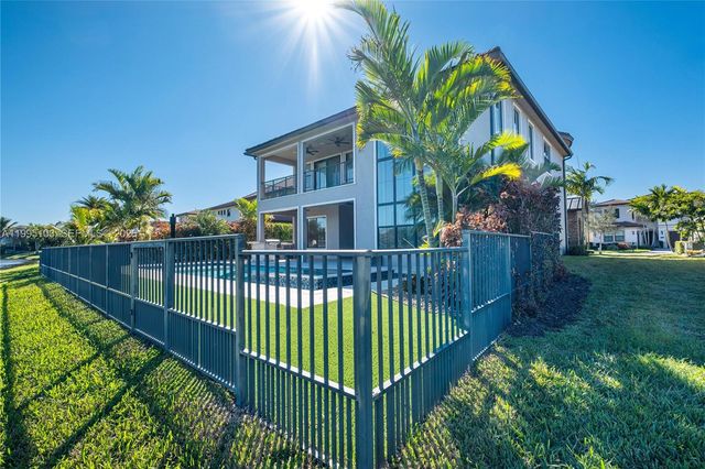 11475 Watercrest Circle E, Parkland, FL 33076
