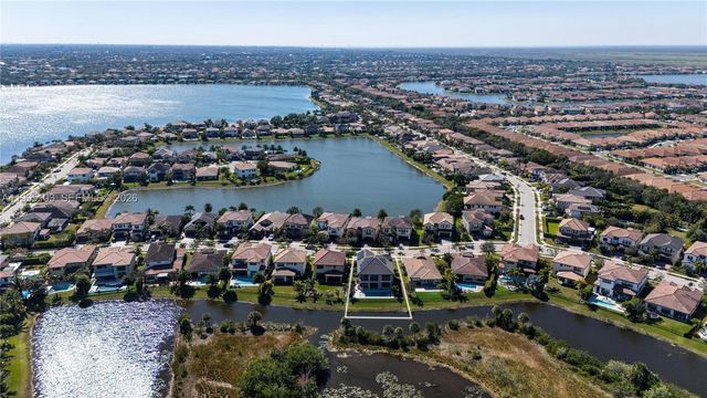 11475 Watercrest Circle E, Parkland, FL 33076