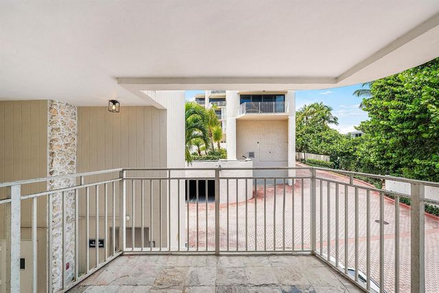 2155 S Ocean Boulevard 7, Delray Beach, FL 33483