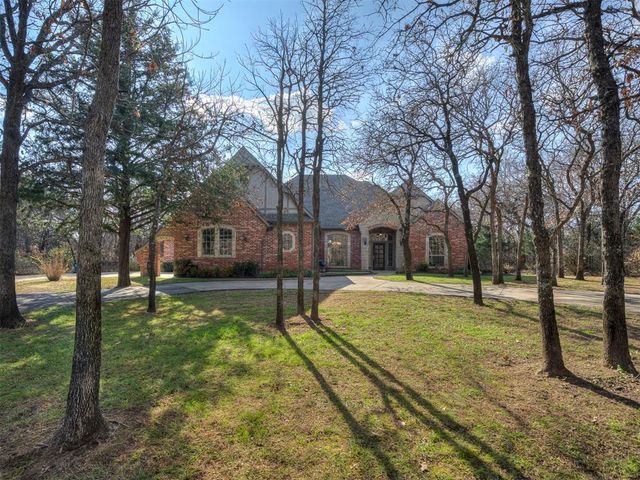 7400 Tangle Vine Drive, Edmond, OK 73034