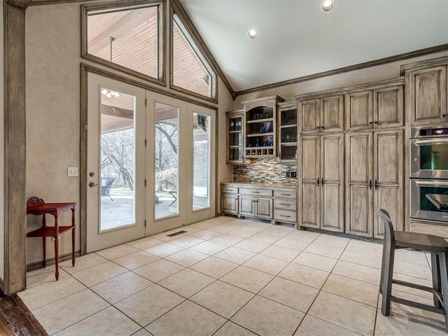 7400 Tangle Vine Drive, Edmond, OK 73034