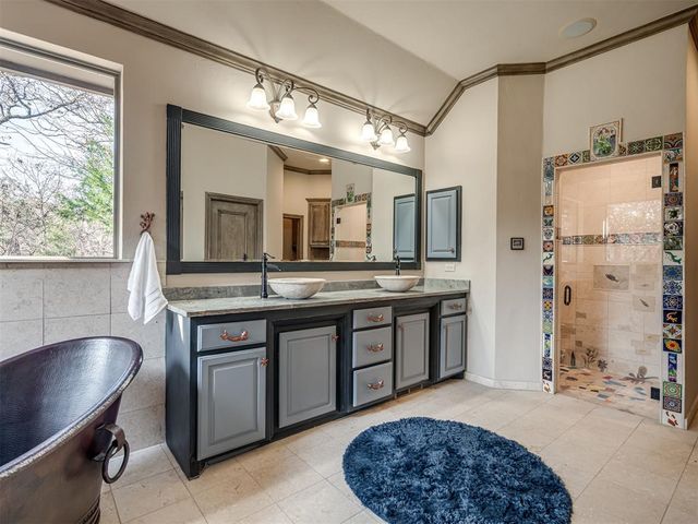 7400 Tangle Vine Drive, Edmond, OK 73034