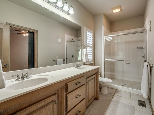 7400 Tangle Vine Drive, Edmond, OK 73034