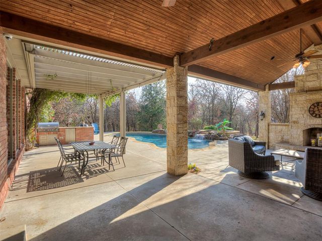 7400 Tangle Vine Drive, Edmond, OK 73034
