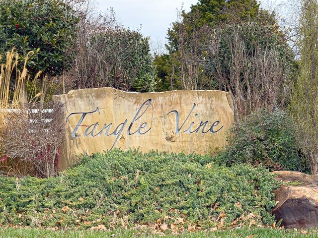 7400 Tangle Vine Drive, Edmond, OK 73034