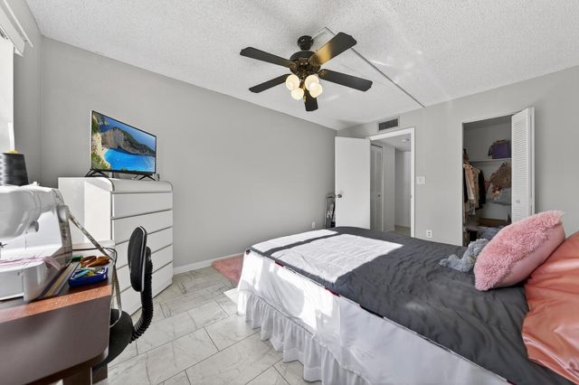 9281 Sunrise Lakes Boulevard 107, Sunrise, FL 33322