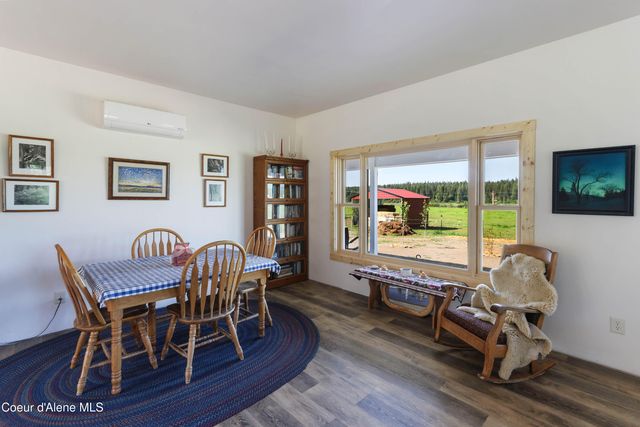 202 Elizabeth Ln, Athol, ID 83801
