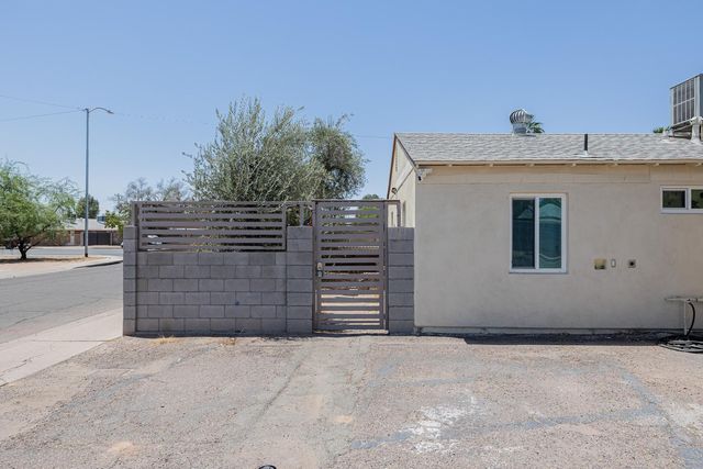 4001 N 15th Avenue B, Phoenix, AZ 85015