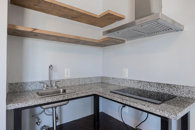 4001 N 15th Avenue B, Phoenix, AZ 85015