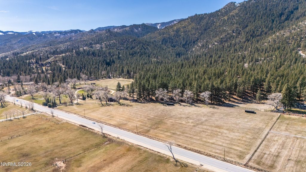 Image 7 of property listing at 4755 Old Us Highway 395, Washoe Valley, NV 89704