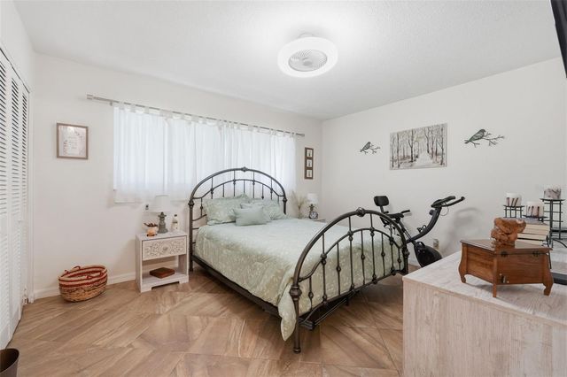 250 ROSERY ROAD NW 351, Largo, FL 33770