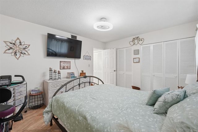 250 ROSERY ROAD NW 351, Largo, FL 33770