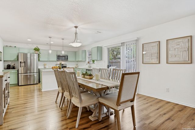 7219 Avator Bay, San Antonio, TX 78250