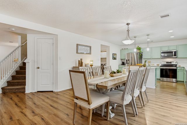 7219 Avator Bay, San Antonio, TX 78250