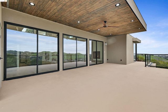 8 North Rancho Ct., Pinole, CA 94803