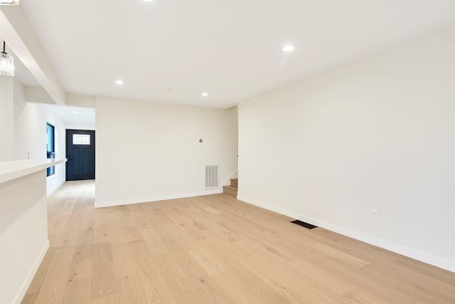 8 North Rancho Ct., Pinole, CA 94803