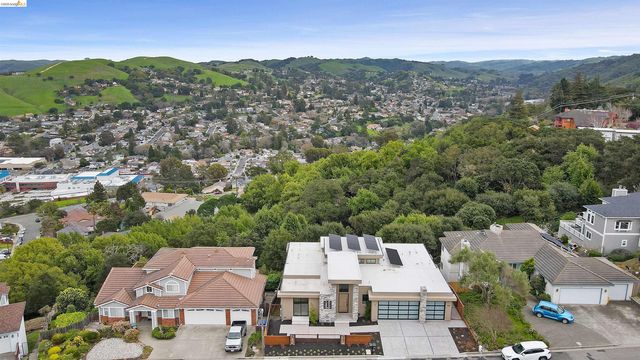 8 North Rancho Ct., Pinole, CA 94803