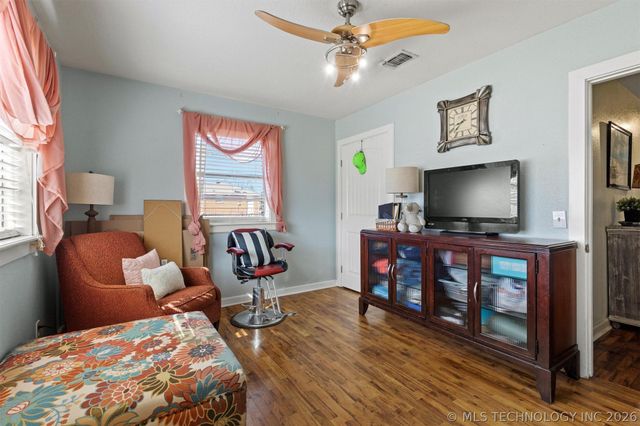 210 Maple, Colbert, OK 74733