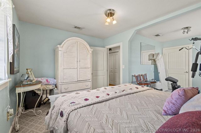 210 Maple, Colbert, OK 74733